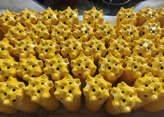 R32 76mm 45CrNi Thread Button Bit dengan 13 Karbida untuk Top Hammer Drilling Tools