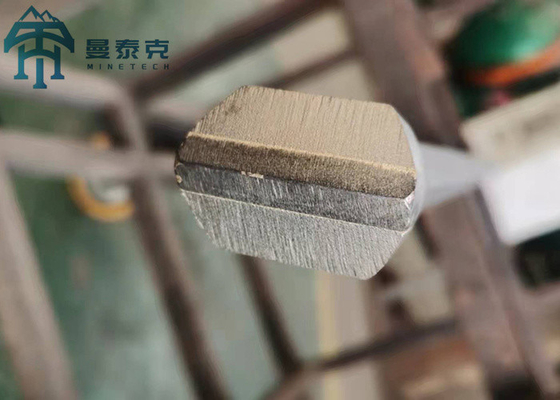 24mm Plug Lubang Batang Bor Integral Untuk Pengeboran Batuan Keras