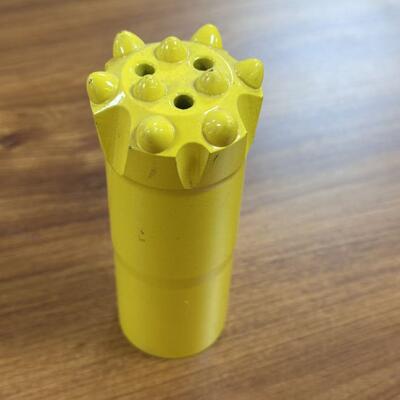 Bit Button T38 76mm untuk Penguatan Gunung dan Pengeboran Penahan